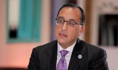 «مدبولي» للتجار:  لن نسمح بالمغالاه.. ومهلة  أسبوعين لوضع الأسعار على السلع