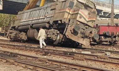 إصابة سائق قطار «المنصورة 51» عقب خروجه عن القضبان بمحطة قطارات طنطا