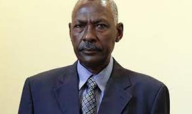 وزير الدفاع السوداني يلتقي الملحق العسكري اليمني