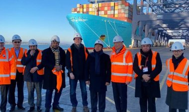 وزير النقل يزور أكبر الموانئ البريطانية