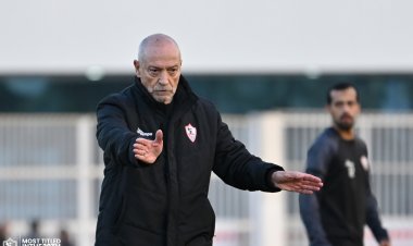 «فيريرا» يحذر لاعبي الزمالك من صعوبة البنك الأهلي ويطالبهم بالفوز