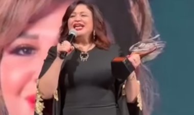 إلهام شاهين خلال حفل الـ«دير جيست»: الجوائز الكتير اللي أخدها «بطلوع الروح» رد على المتاجرين بالدين وربنا ينصرنا دايما عليهم