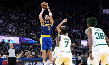 فاجنر وبانشيرو يقودان ماجيك للفوز على سلتيكس في دوري كرة السلة الأمريكي