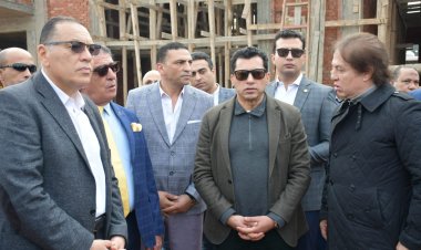 «صبحي» ومحافظ الشرقية يتفقدان مركز شباب أبو حماد ويفتتحان دوري كرة القدم النسائية