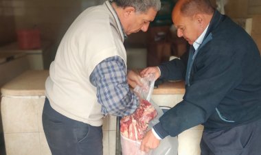 ضبط كميات من اللحوم والأسماك المملحة غير صالحة في حملات بمراكز كفر الشيخ