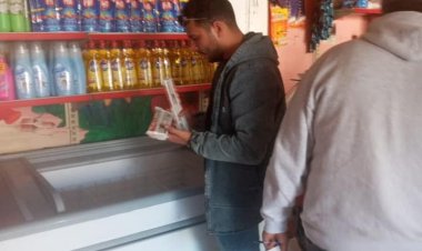 محافظ دمياط تتابع جهود الحملات لضبط أسعار السلع بالأسواق