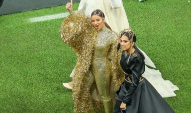 بملابس صُنعت لها خصيصًا.. شاهد| بلقيس تخطف الأنظار في حفل ختام مونديال 2022