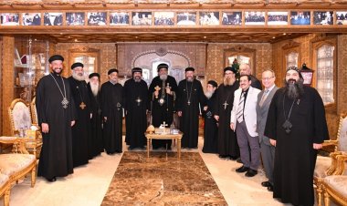 قداسة البابا يلتقي كهنة كنيسة مارجرجس جزيرة  بدران