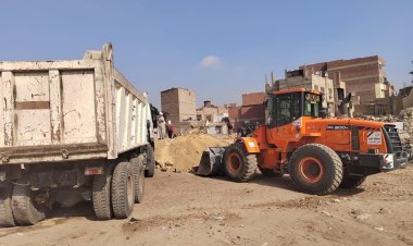 محافظة الجيزة ترفع  2600  حالة إشغال بهضبة الأهرام