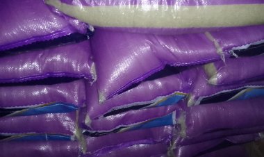 ضبط ٧ مخازن سرية لتجميع وتخزين الأرز والتحفظ على ١٥٠ طن