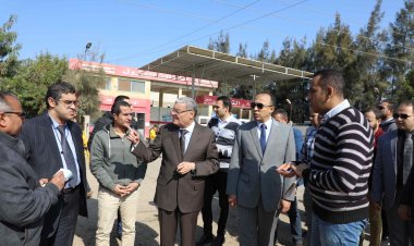 محافظ المنيا يُحيل رئيس قرية تلة للتحقيق بسبب مخالفات البناء