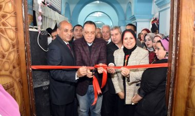محافظ الشرقية يفتتح معرض توجيه التربية الفنية والصناعية بمدرسة السادات الإعدادية بنين