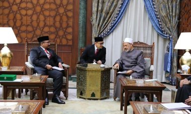 رئيس إندونيسيا يدعو شيخ الأزهر لزيارة بلاده وحضور فعاليات المؤتمر العالمي الأول لفقه الحضارة