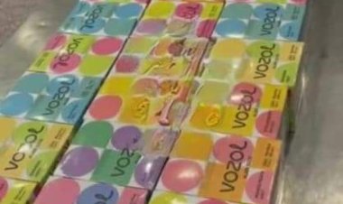 جمارك مطار القاهرة تضبط محاولتي تهريب كمية من السجائر الإلكترونية ومستلزماتها