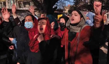 بسبب منع الأفغانيات من التعلم.. مجموعة السبع تُحذر طالبان: جريمة ضد الإنسانية