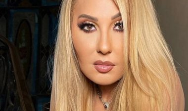 نمبر وان في الفوتوشوب.. الجمهور يهاجم نادية الجندي بسبب صورها الأخيرة