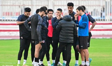 تدريبات بدنية لاعبي الزمالك.. وعودة عبد الله جمعة