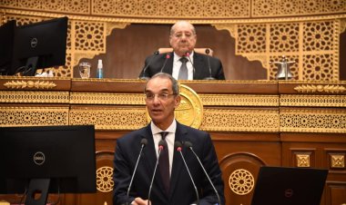 وزير الاتصالات: 100 مليار جنيه استثمارات مشروع تحديث شبكة الإنترنت الثابت بمراحله الثلاث