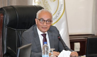 وزير التعليم يكلف «القومى للبحوث التربوية» بإعداد الإطار العام لمناهج المرحلة الإعدادية