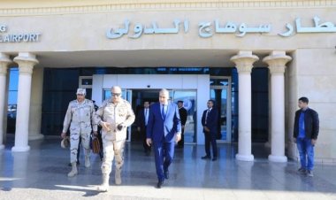 محافظ سوهاج يستقبل وزير الإسكان وقائد الجيش الثالث الميداني