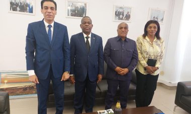 سفير مصر في مالابو يلتقي مع عدد من الوزراء لتعزيز العلاقات الثنائية