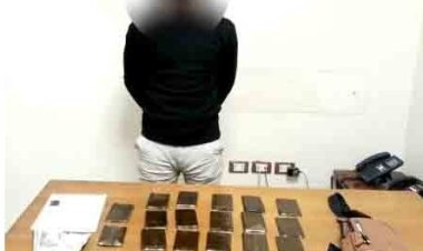 القبض على عاطل بحوزته قرابة 3 كيلو حشيش بموقف الساحل