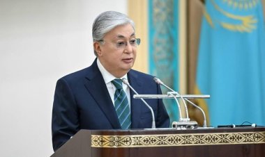 صور| رئيس كازاخستان  يحضر جلسة مجلس الشيوخ في بلاده