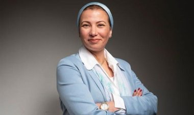 وزيرة البيئة تستعرض تقرير حول جهود تحسين نوعية المياه خلال عام ٢٠٢٢