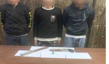 القبض على 3 عمال بحوزتهم أسلحة نارية وبيضاء قبل تشاجرهم داخل مصنع بالوايلي