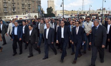 رئيس الوزراء يصل إلى الإسكندرية لمتابعة سير إجراءات الإفراج الجمركي عن السلع والبضائع في الميناء