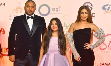 مي سليم تُهنيء  رؤوف عبد العزيز بحصوله على جائزة الأفضل