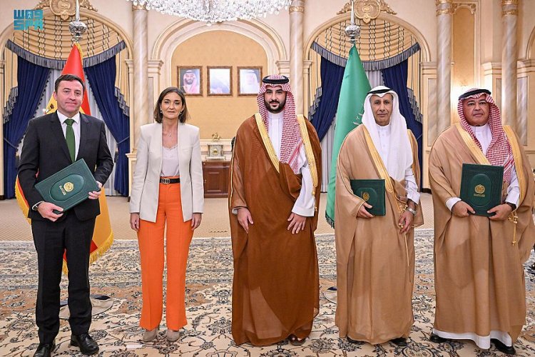 هيئة الصناعات العسكرية السعودية توقع مذكرة تفاهم مع «نافانتيا» الإسبانية لبناء سفن قتالية