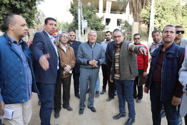 محافظ المنيا يتابع نسب تنفيذ عدد من الخدمات والمشروعات بمركز مطاي