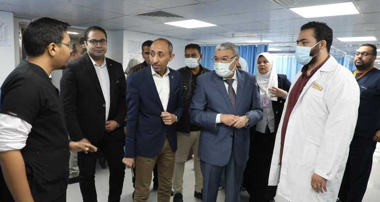 محافظ المنيا يتابع انتظام الخدمة الصحية بمستشفى التأمين الصحي