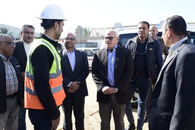 محافظ بورسعيد: الانتهاء من أعمال إنشاء مصنع إنتاج الغازات قريبا