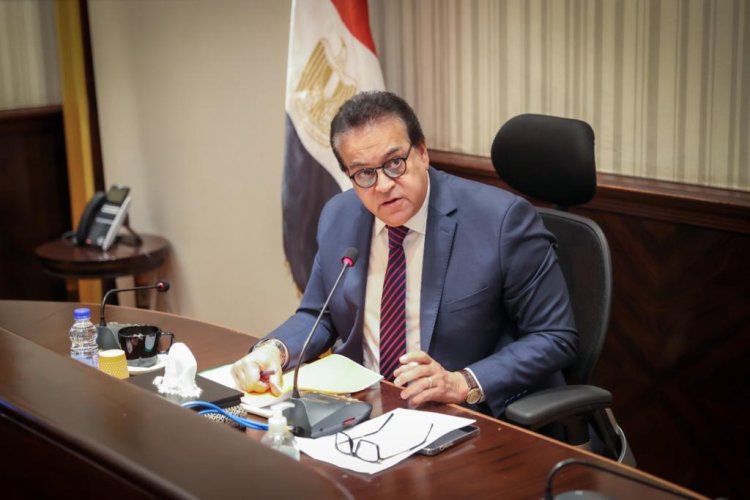 وزير الصحة يبحث التعاون مع شركتين دوليتين بمجال تطوير المعامل وتوطين صناعة مستلزماتها