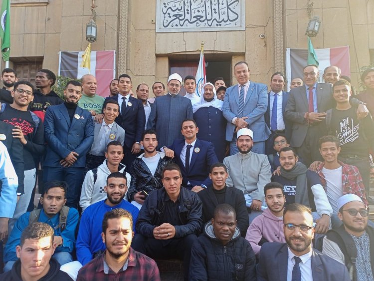 رئيس جامعة الأزهر يفتتح ندوة الإعجاز العلمي في القرآن والسنة بكلية اللغة العربية
