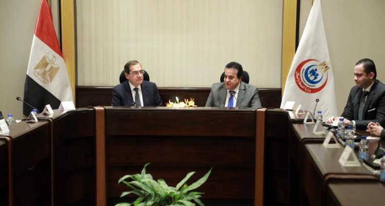 وزيرا «الصحة والبترول» يشهدان توقيع تعاون مع إيني الإيطالية في مجال تدريب الفرق الطبية