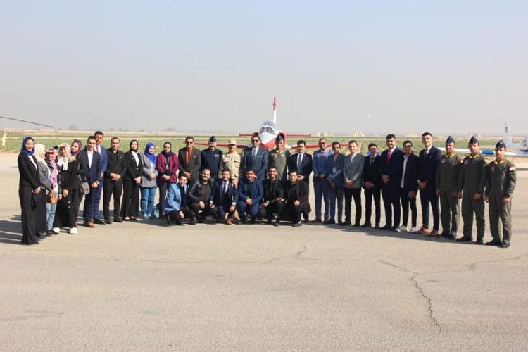 زيارة برلمان شباب الشرقية لمقر الكلية الجوية