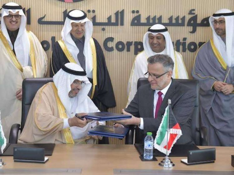 الكويت والسعودية توقّعان مذكرة تفاهم بشأن مشروع تطوير «حقل الدرة» المشترك