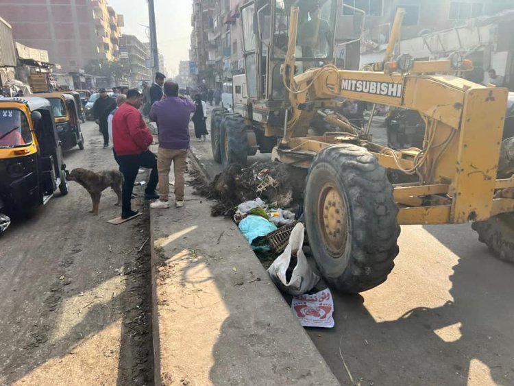 رفع ١٩٠٠ حالة تعدي وإشغال للمنشأت التجارية والمقاهي .. وتحرير ٢٦ محضر لمحلات مخالفة بالجيزة