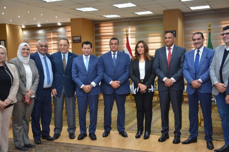 «التنمية المحلية» تدعو برلمان الشباب للتعاون في منع التعدي على الأراضي الزراعية