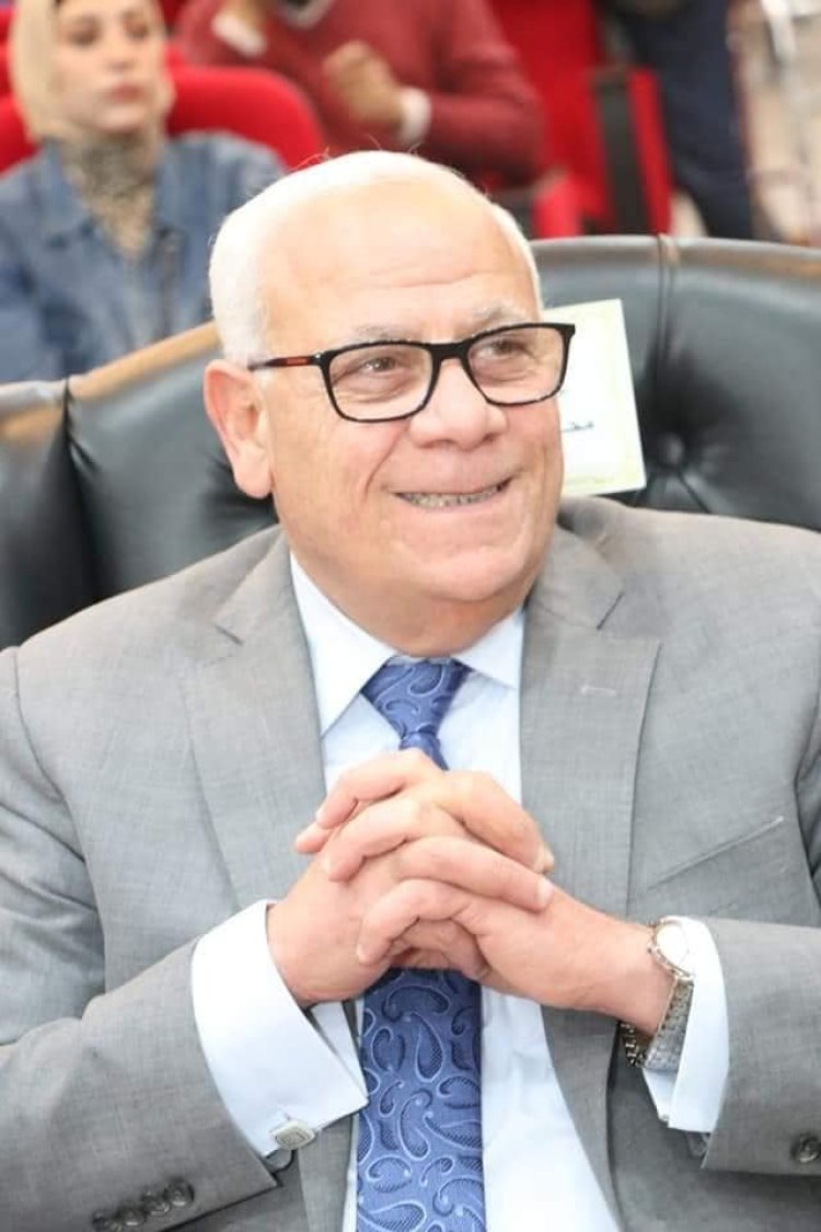 محافظ بورسعيد: استمرار العمل في تطوير المنطقة الخامسة بحي المناخ