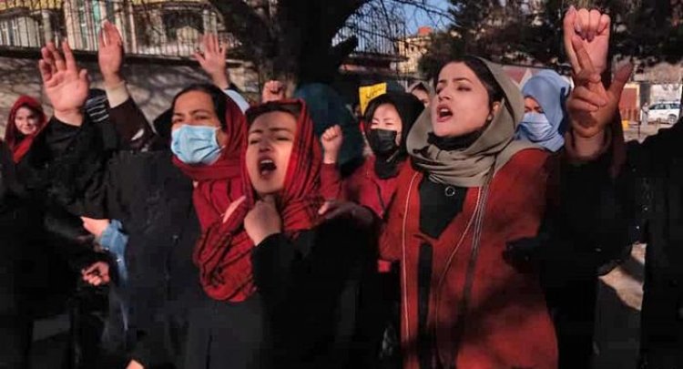 بسبب منع الأفغانيات من التعلم.. مجموعة السبع تُحذر طالبان: جريمة ضد الإنسانية