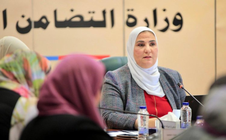القباج تترأس الاجتماع الأول للجنة المستحدث تشكيلها بشأن تأهيل سكان المناطق المطورة «بديلة العشوائيات»