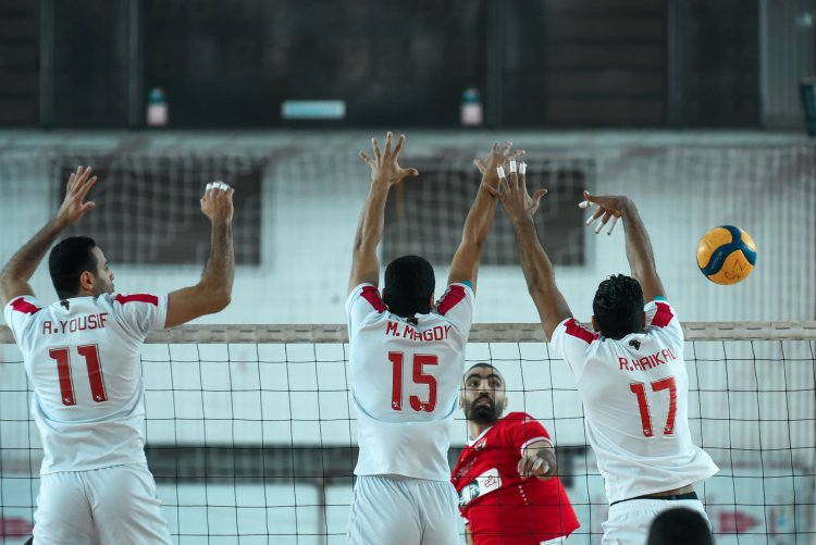 الأهلي يفوز على الزمالك في "دوري الطائرة"