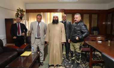 النيابة العامة تُباشر التحقيقات في تداخل ياسر القرشي في وظيفة عمومية وإذاعته أخبارًا كاذبة