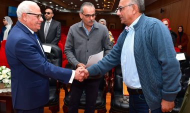 محافظ بورسعيد يبحث الاستعدادات النهائية لاستقبال سفينة LOGOS HOPE المكتبة العائمة