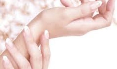 وصفات طبيعية لترطيب اليدين