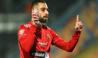 طبيب الأهلي يكشف موقف «السولية» من المشاركة أمام الهلال